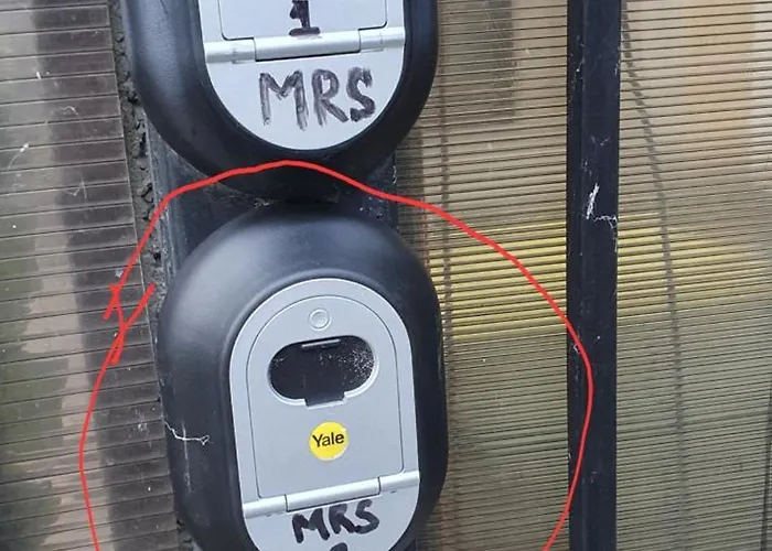 Mrs House 2 בית נופש בוקרשט